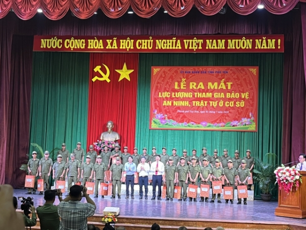 Hình ảnh cho bài viết Phú Yên: Đẩy mạnh phong trào toàn dân bảo vệ an ninh Tổ quốc trong tình hình mới